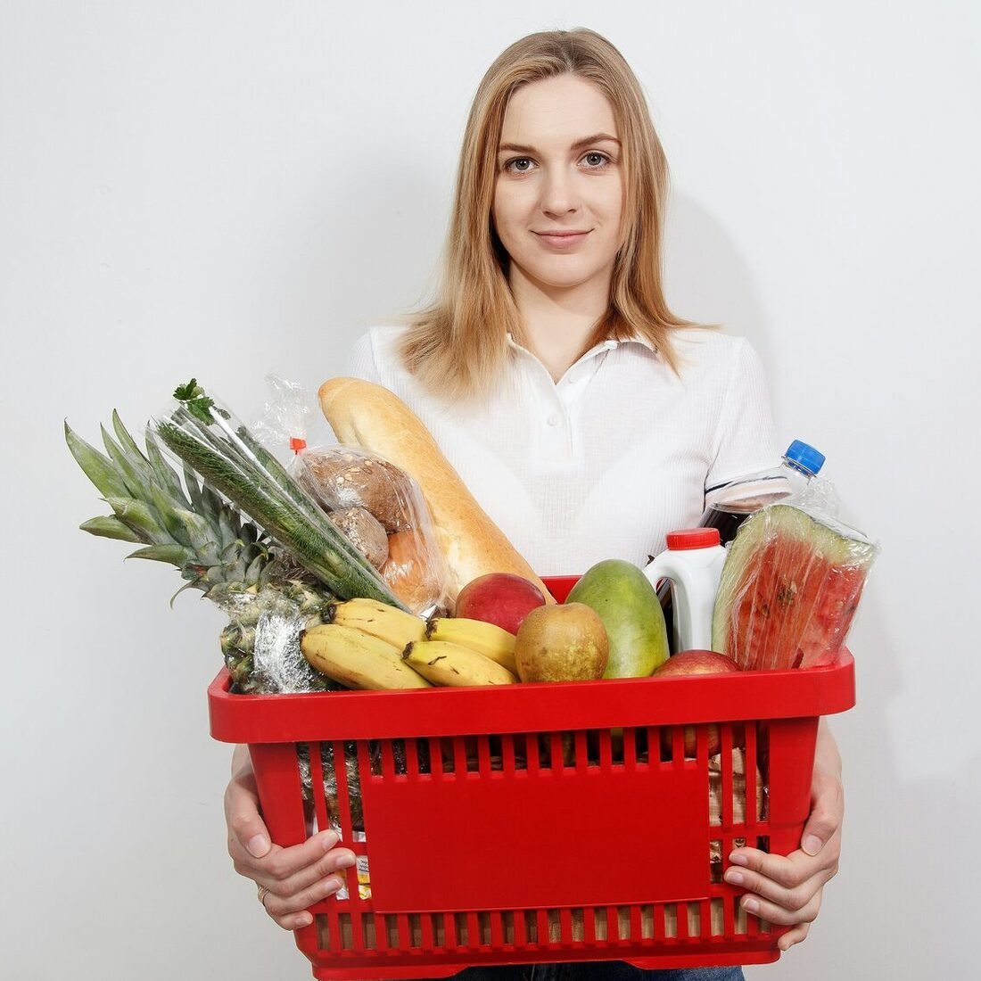Curated household grocery subscription basket